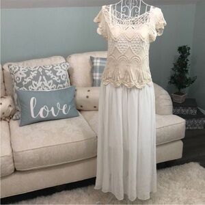 NWT Sango Cream and White Dress with Lace and Chiffon